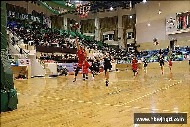 发现九游游戏中心